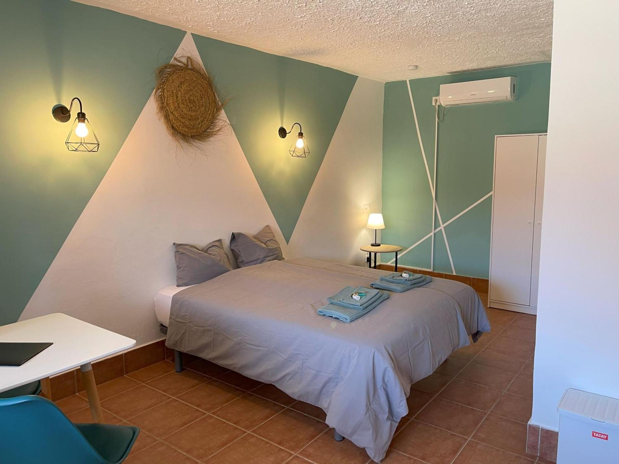 La Casa De Familia Bed & Breakfast Málaga