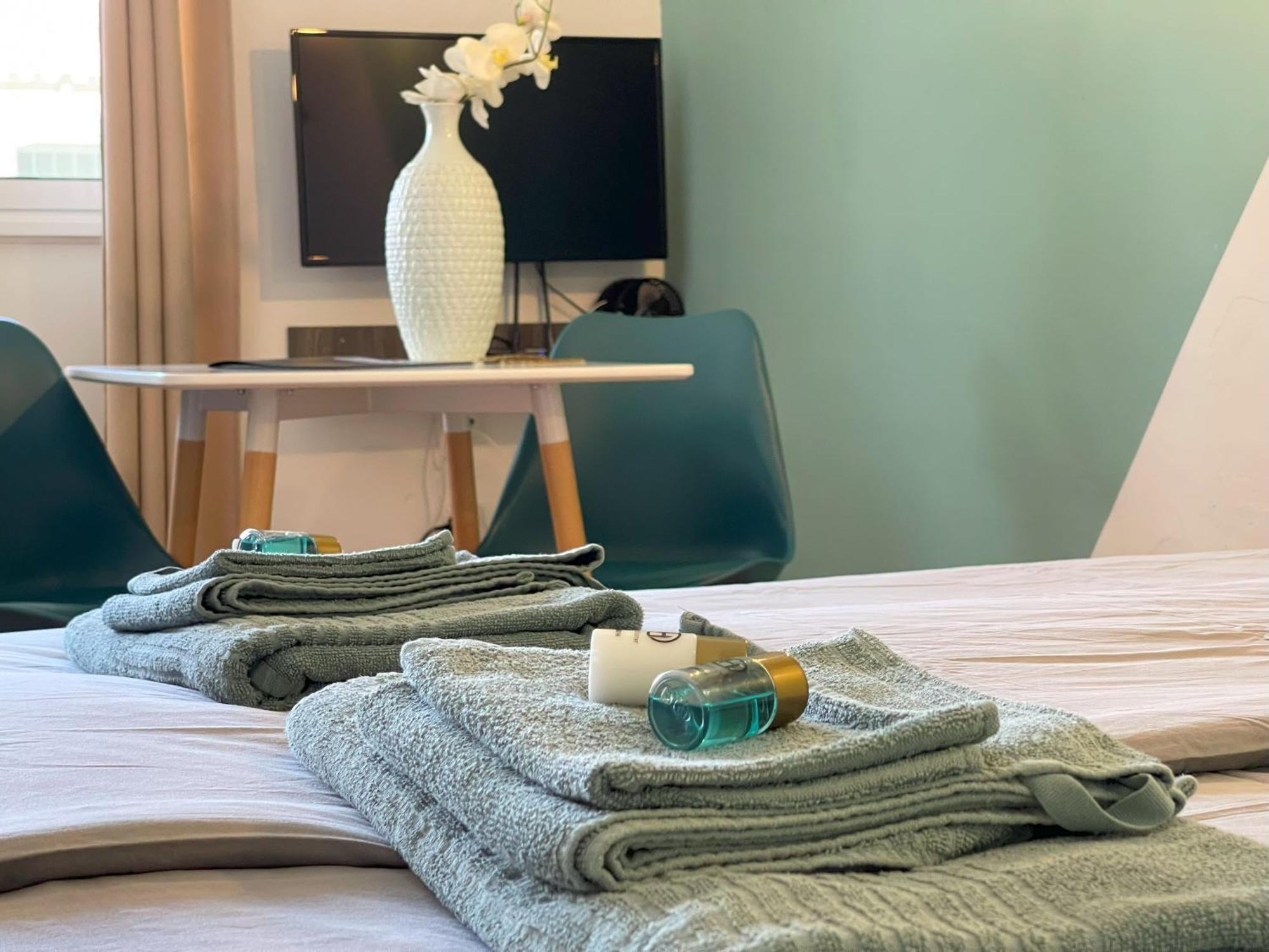La Casa De Familia Bed & Breakfast