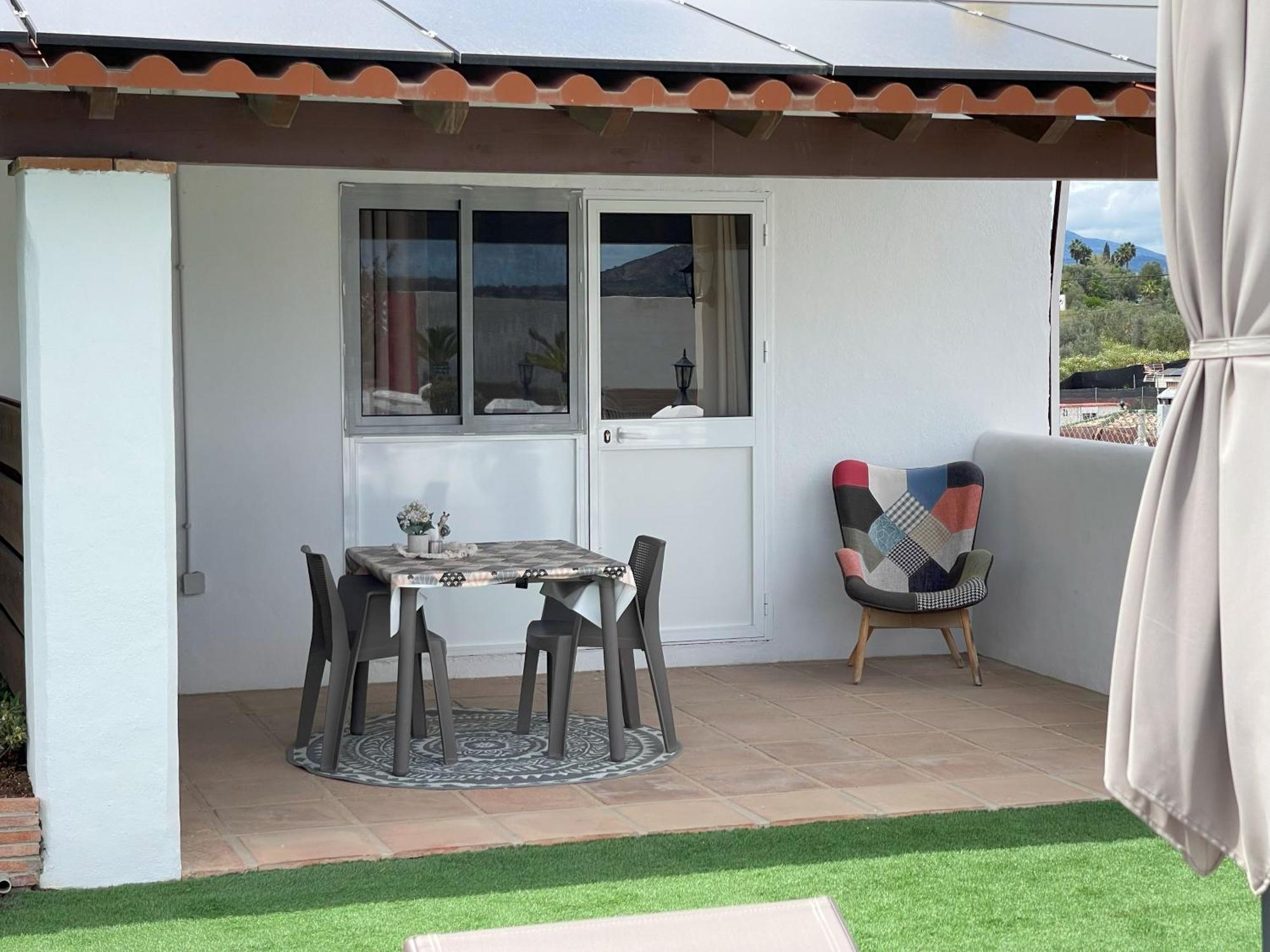 La Casa De Familia Bed & Breakfast Málaga