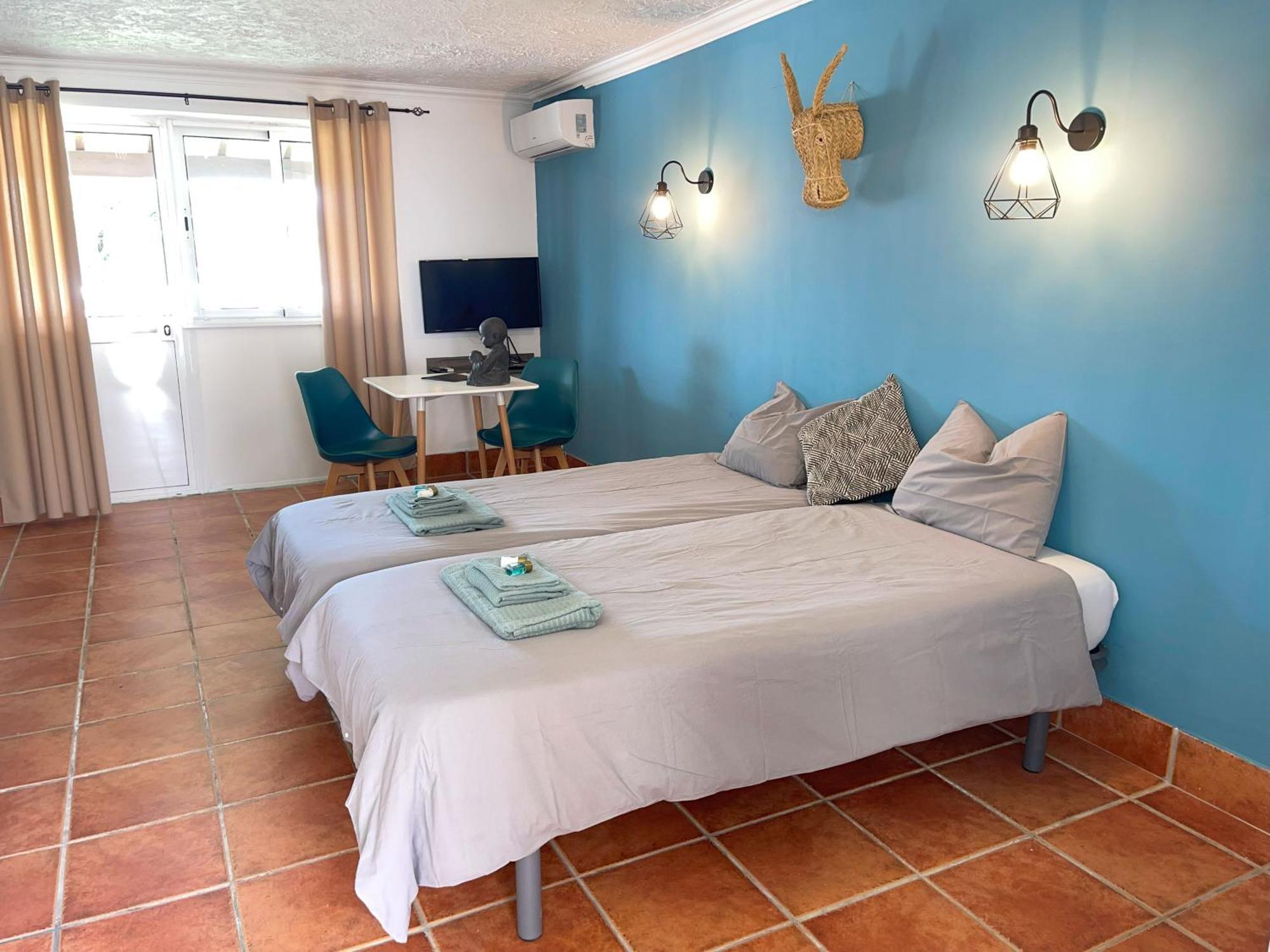 La Casa De Familia Bed & Breakfast Málaga